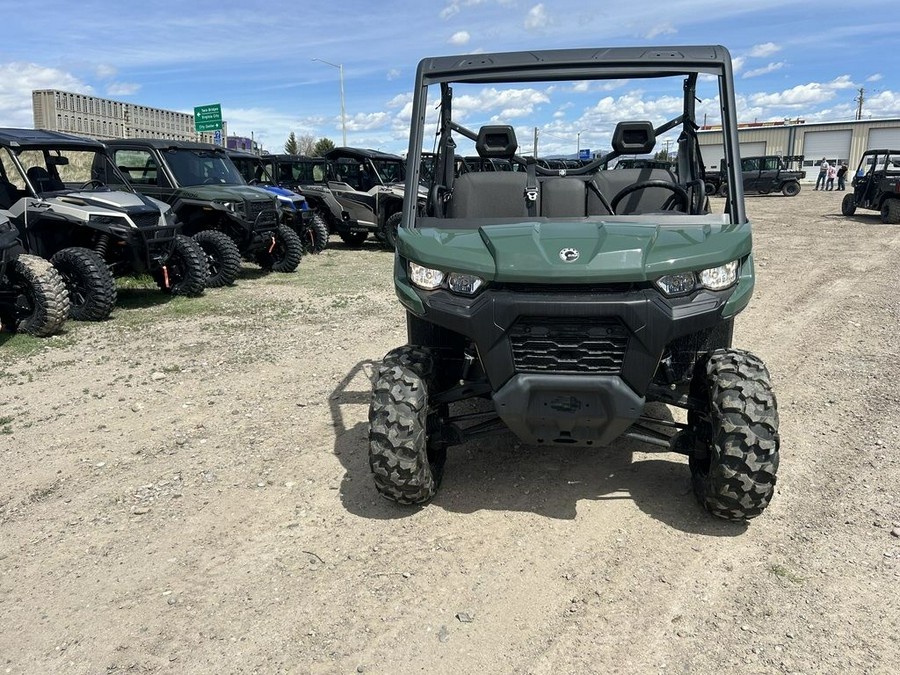 2024 Can-Am® Defender DPS HD7 Tundra Green