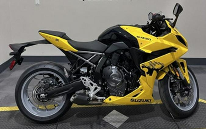 2024 Suzuki GSX-8R 8R GSX800FRQM4