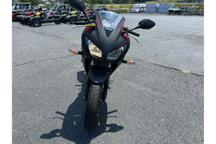 2022 Honda CBR300R ABS