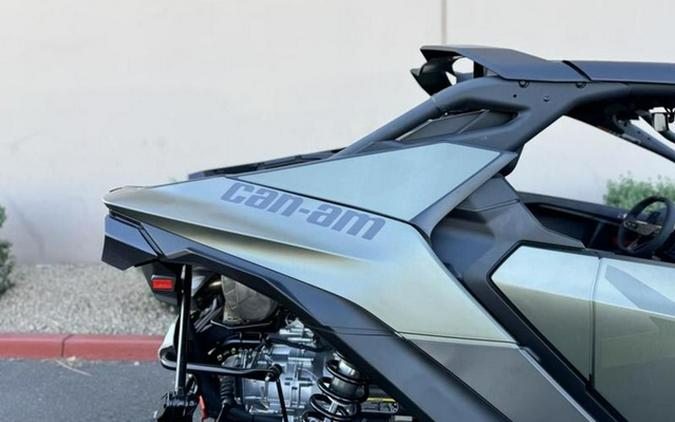 2026 Can-Am Maverick R X Rc