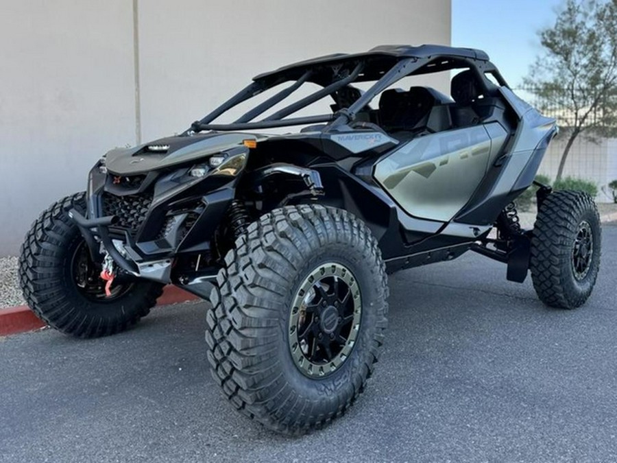 2026 Can-Am Maverick R X Rc