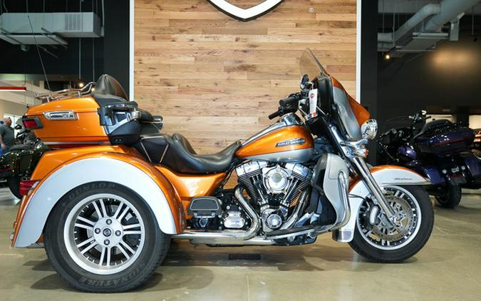 2016 Harley-Davidson Trike FLHTCUTG - Tri Glide Ultra