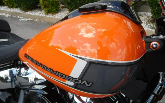 2023 Harley-Davidson® Breakout™ Baja Orange