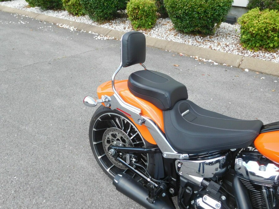 2023 Harley-Davidson® Breakout™ Baja Orange