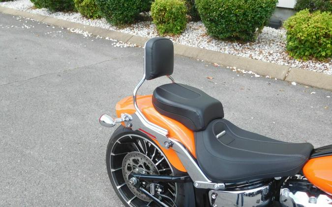 2023 Harley-Davidson® Breakout™ Baja Orange