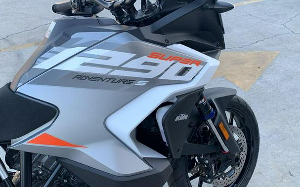 New 2024 KTM 1290 SUPER ADVENTURE S