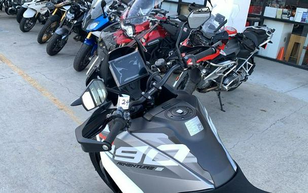 New 2024 KTM 1290 SUPER ADVENTURE S