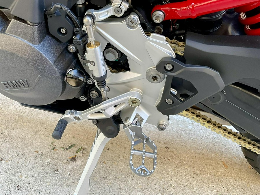 2025 BMW F 900 GS