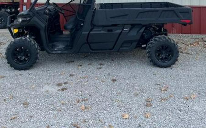 2026 Can-Am® Defender PRO XT HD10
