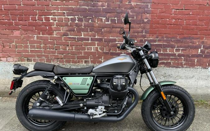 2021 MOTO GUZZI V9 BOBBER CENTENARIO