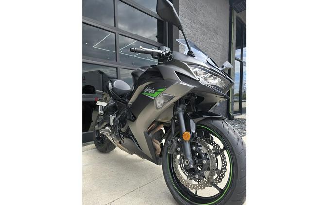 2024 Ninja 650 Base - Kawasaki