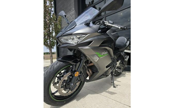 2024 Ninja 650 Base - Kawasaki
