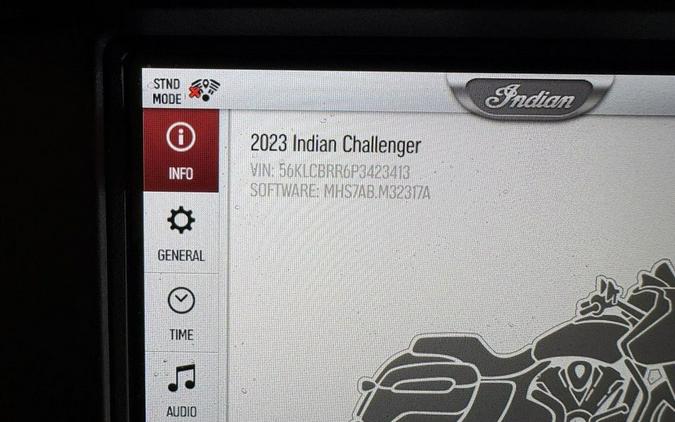 2023 Indian Motorcycle® CHALLENGER, TITANIUM SMOKE, CAL