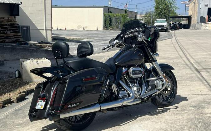 2020 Harley-Davidson® FLHXSE - CVO™ Street Glide®