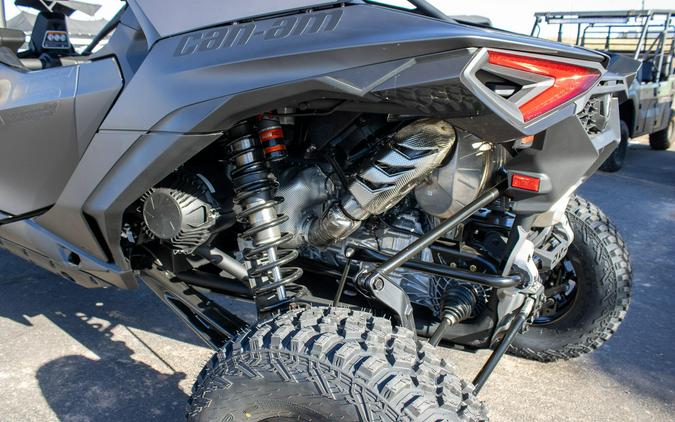 2026 CAN-AM MAVERICK R MAX X WITH SMARTSHOX 999T DCT