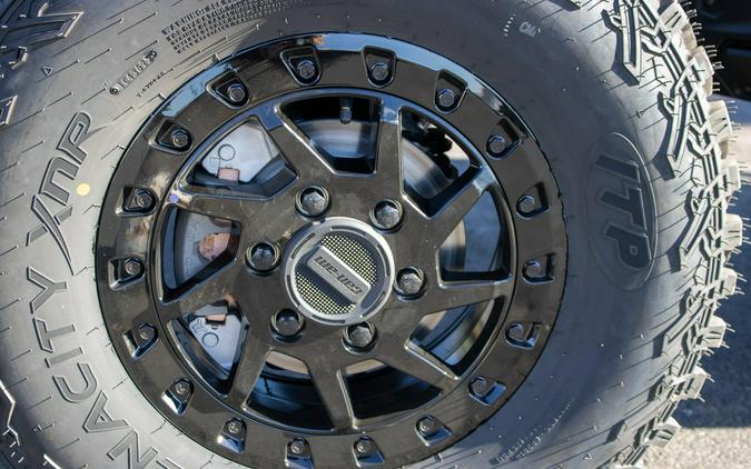 2026 CAN-AM MAVERICK R MAX X WITH SMARTSHOX 999T DCT