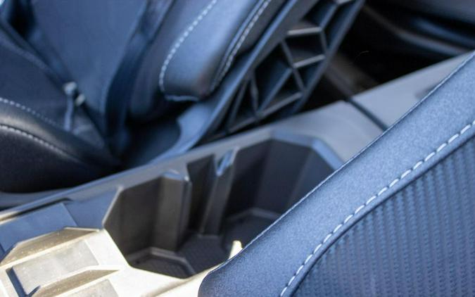 New 2026 CAN-AM MAVERICK R MAX X WITH SMARTSHOX 999T DCT