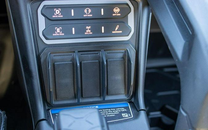 New 2026 CAN-AM MAVERICK R MAX X WITH SMARTSHOX 999T DCT