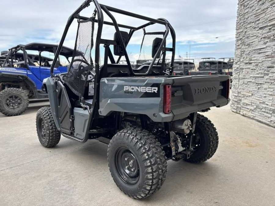 2025 Honda® Pioneer 520