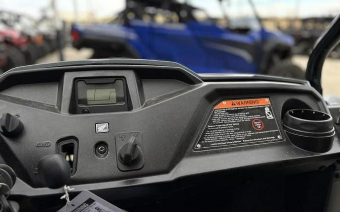 2025 Honda® Pioneer 520