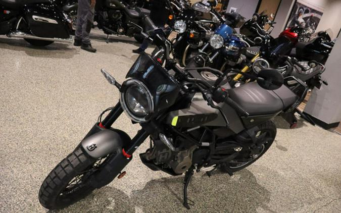 2024 Husqvarna® Svartpilen 401