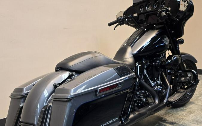 2021 Harley-Davidson® Street Glide® Special Gauntlet Gray Metallic - Black Finish FLHXS