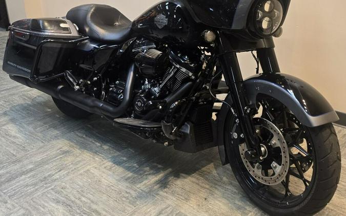 2021 Harley-Davidson® Street Glide® Special Gauntlet Gray Metallic - Black Finish FLHXS