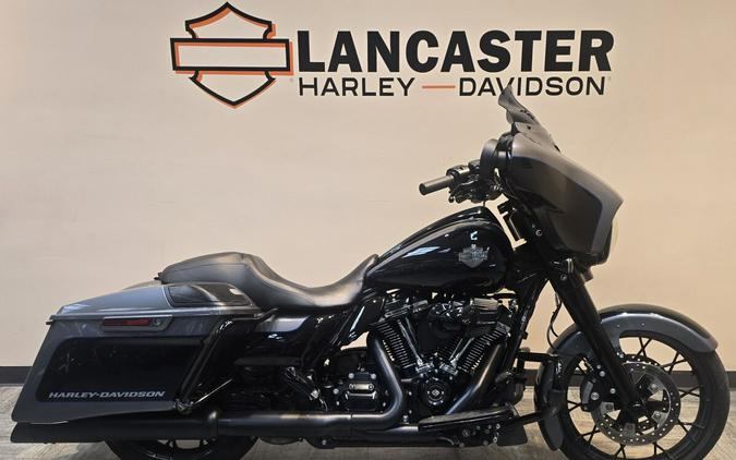 2021 Harley-Davidson® Street Glide® Special Gauntlet Gray Metallic - Black Finish FLHXS