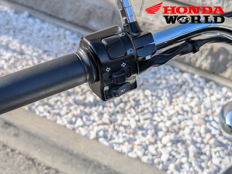 2015 Kawasaki Vulcan 900 Classic