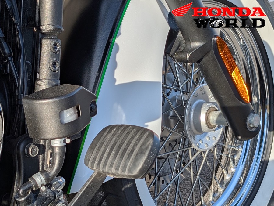 2015 Kawasaki Vulcan 900 Classic