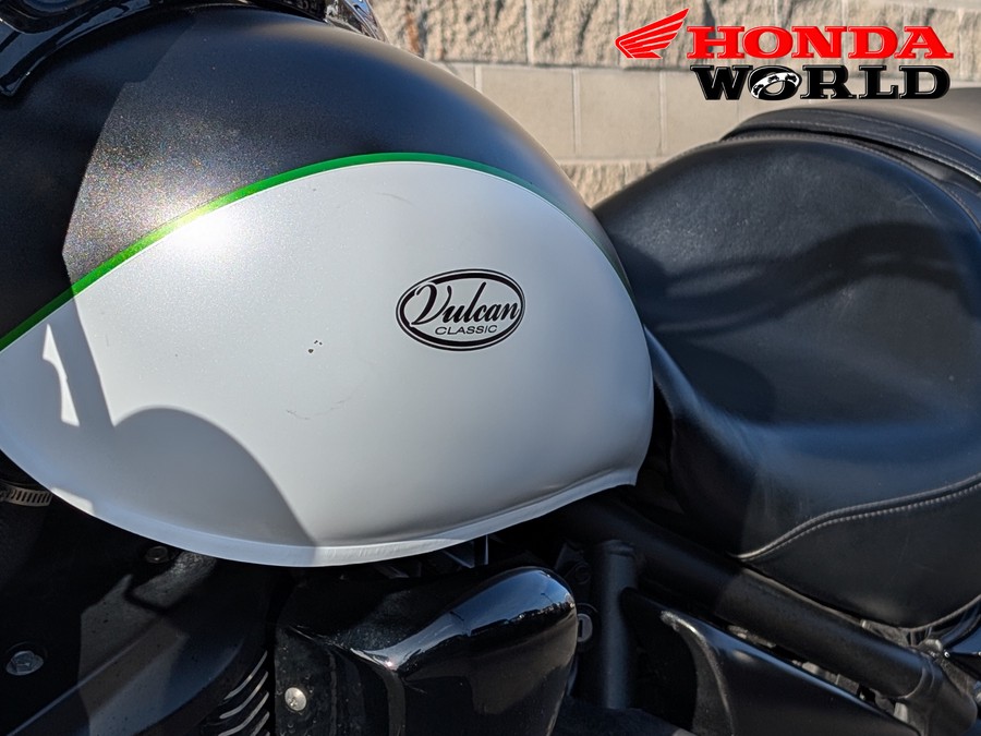 2015 Kawasaki Vulcan 900 Classic