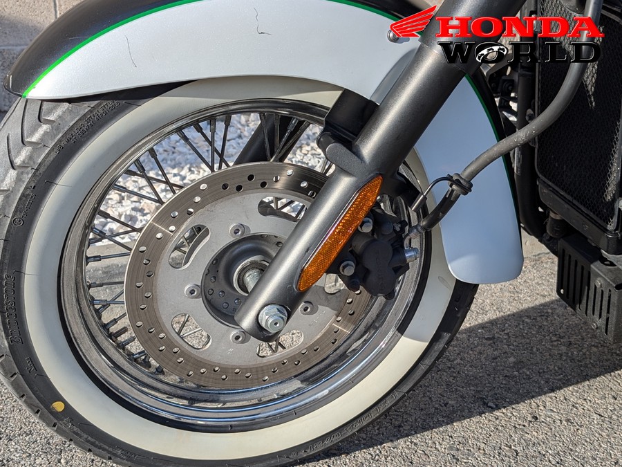 2015 Kawasaki Vulcan 900 Classic