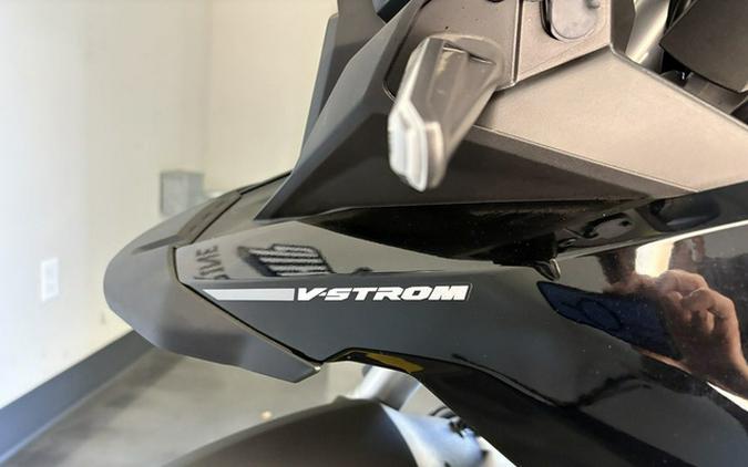 2024 Suzuki V-Strom 800