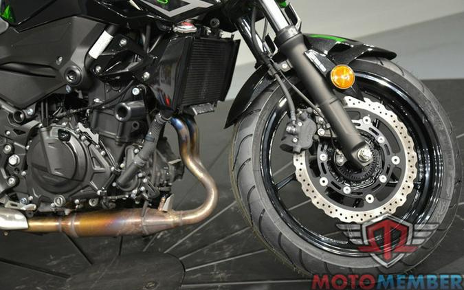 2022 Kawasaki Z400 ABS