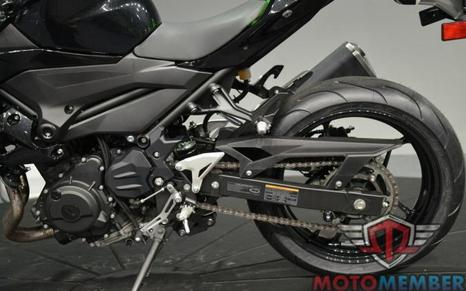2022 Kawasaki Z400 ABS