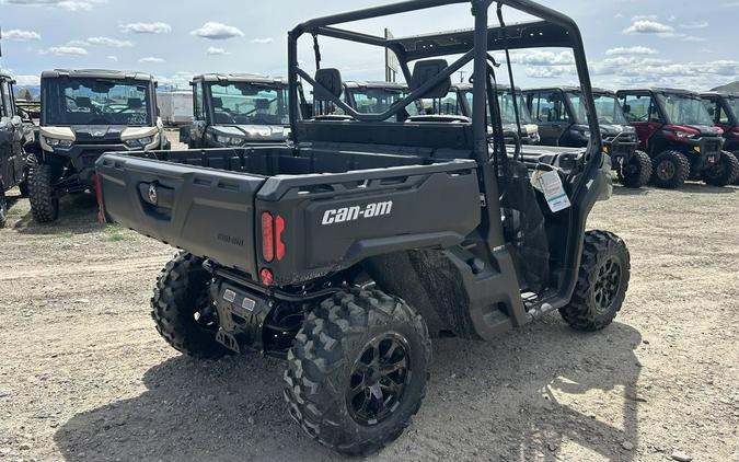 2024 Can-Am® Defender DPS HD7 Tundra Green