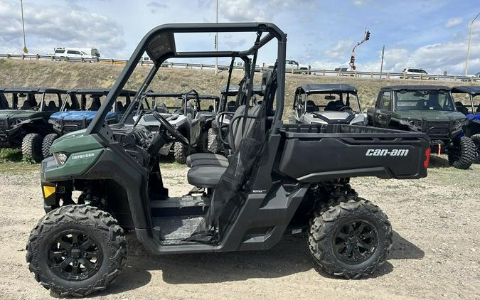 2024 Can-Am® Defender DPS HD7 Tundra Green