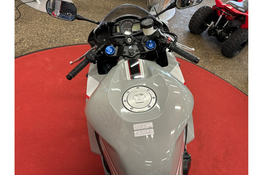 2025 Honda CBR600RR Base