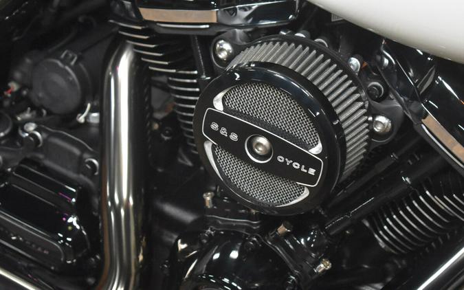 FLTRXS 2018 Road Glide® Special