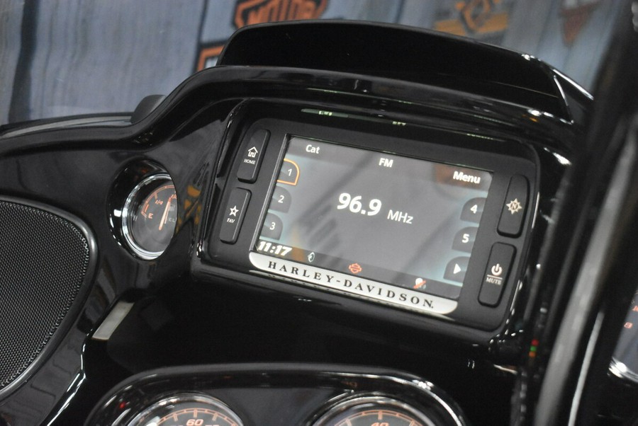 FLTRXS 2018 Road Glide® Special