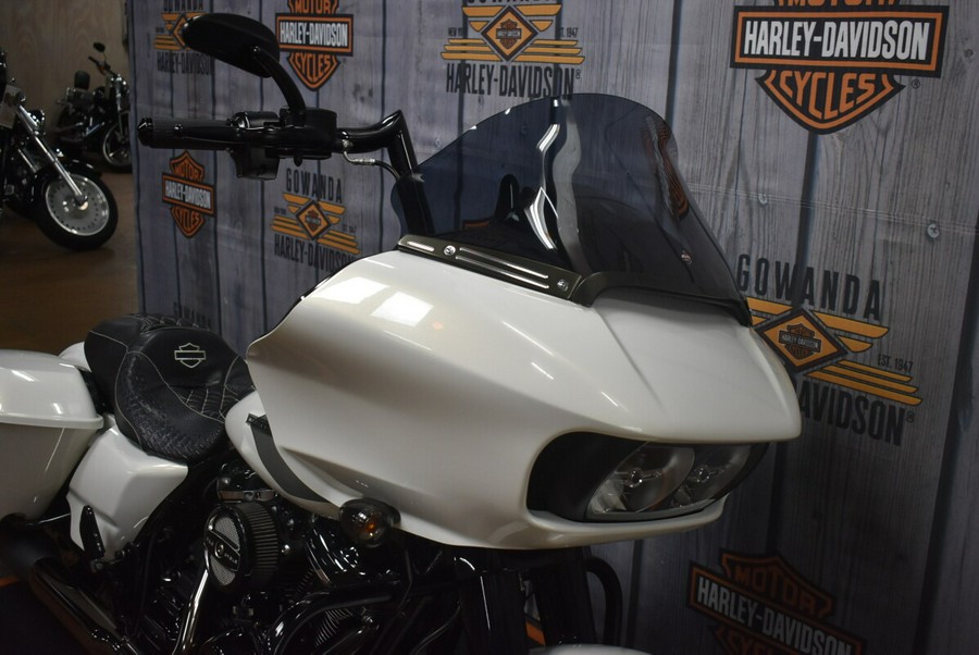 FLTRXS 2018 Road Glide® Special