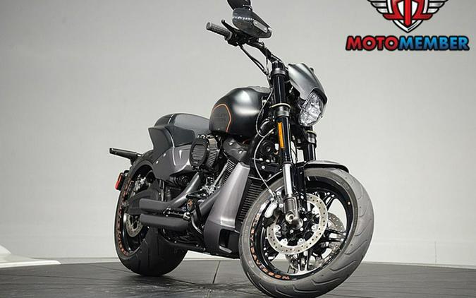 2019 Harley-Davidson FXDRS - FXDR 114