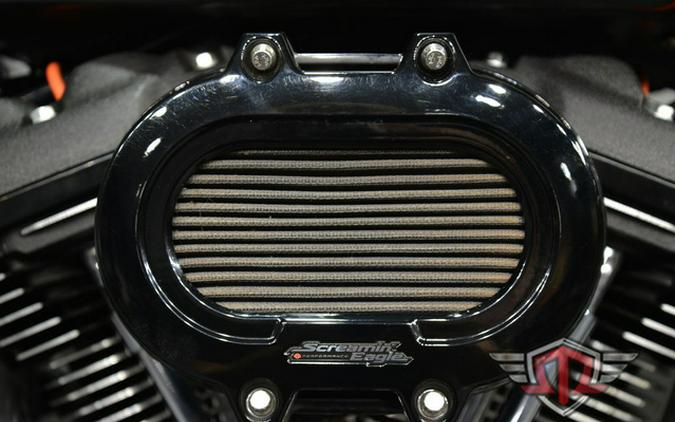 2019 Harley-Davidson FXDRS - FXDR 114