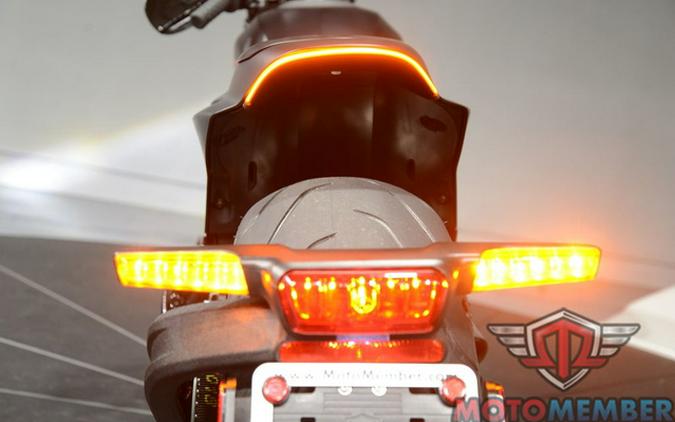 2019 Harley-Davidson FXDRS - FXDR 114