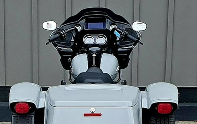 2025 Harley-Davidson FLTRT - Road Glide 3