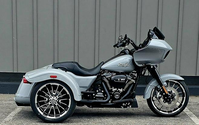 2025 Harley-Davidson FLTRT - Road Glide 3