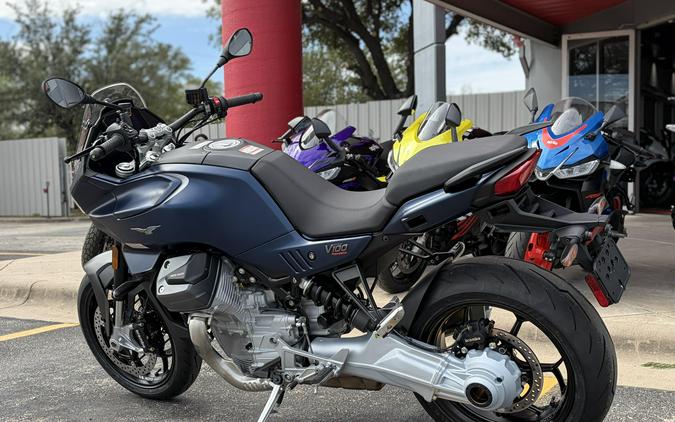 2027 Moto Guzzi V100 Mandello