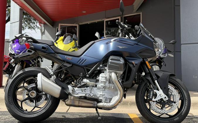 2027 Moto Guzzi V100 Mandello