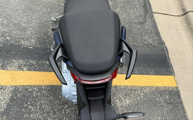 2027 Moto Guzzi V100 Mandello
