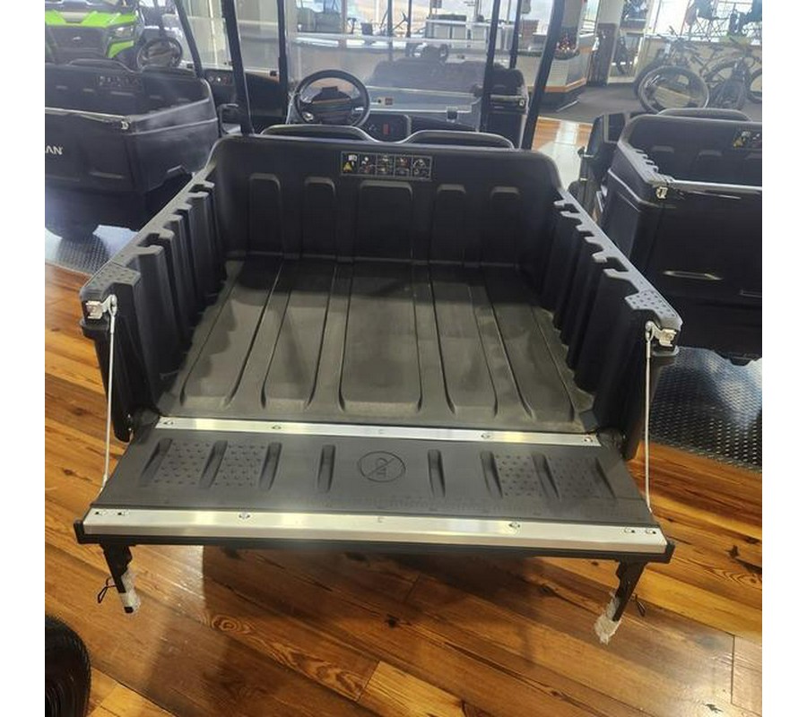 2024 Cushman® Hauler 1200 G-EFI